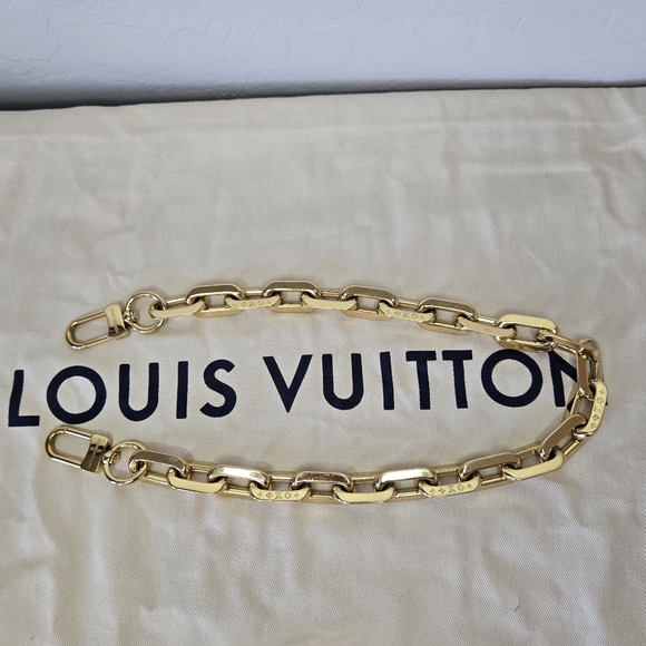 Louis Vuitton Coussin PM Cream - Picture 17 of 17